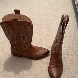 Coconuts by Matisse Brown Embroidered Heeled Boots